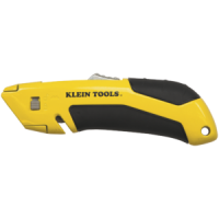 auto-retracting knife